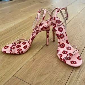 ZARA POP ART LIPS STILETTO HEEL NWOT US SZ 6